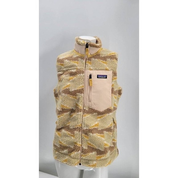 Patagonia Jackets & Blazers - NWOT Patagonia Womens Classic Retro X Pile Sherpa Vest in Tan and Yellow